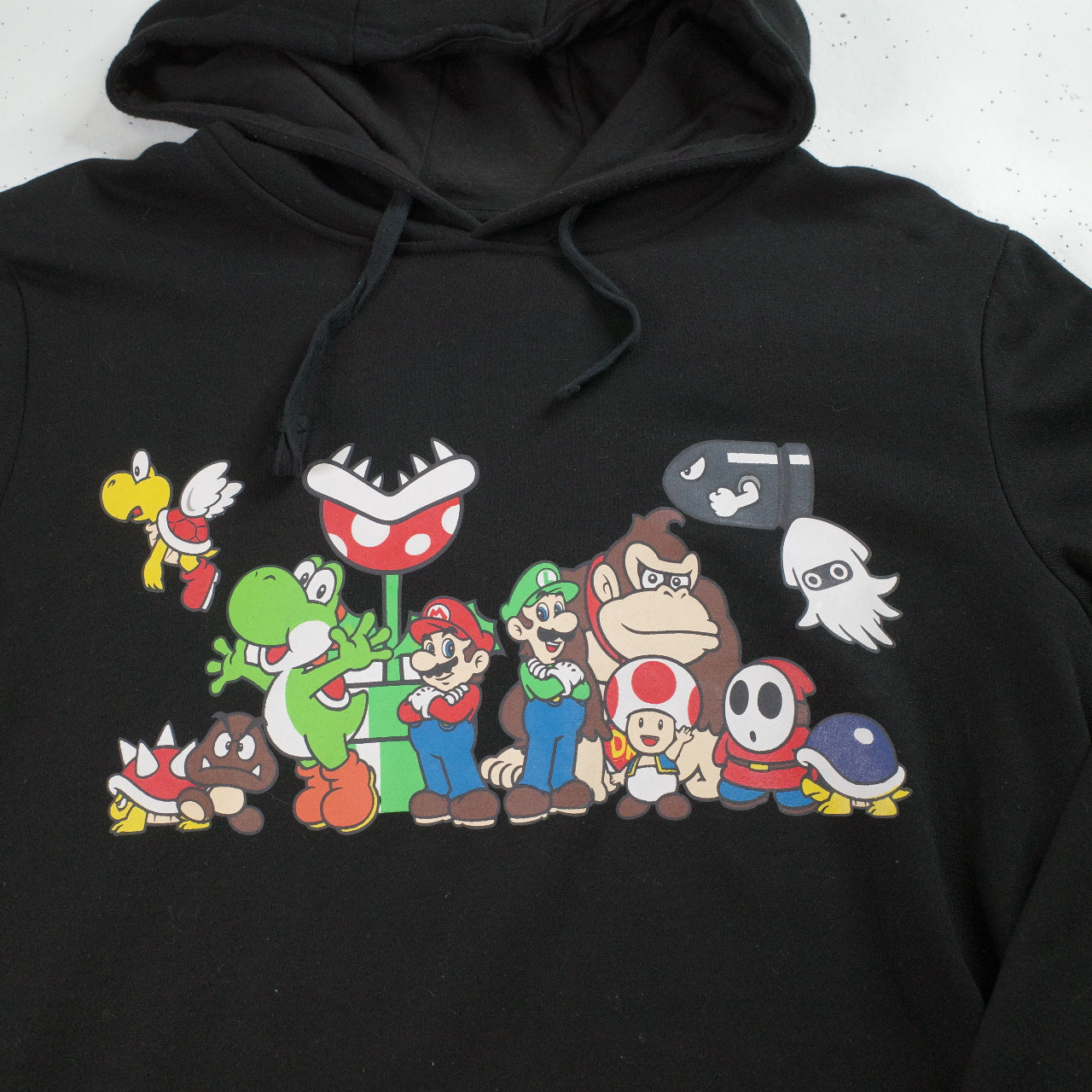 Super Mario Brothers 2011 Pullover Hoodie Graphic Print Sweater Size XL