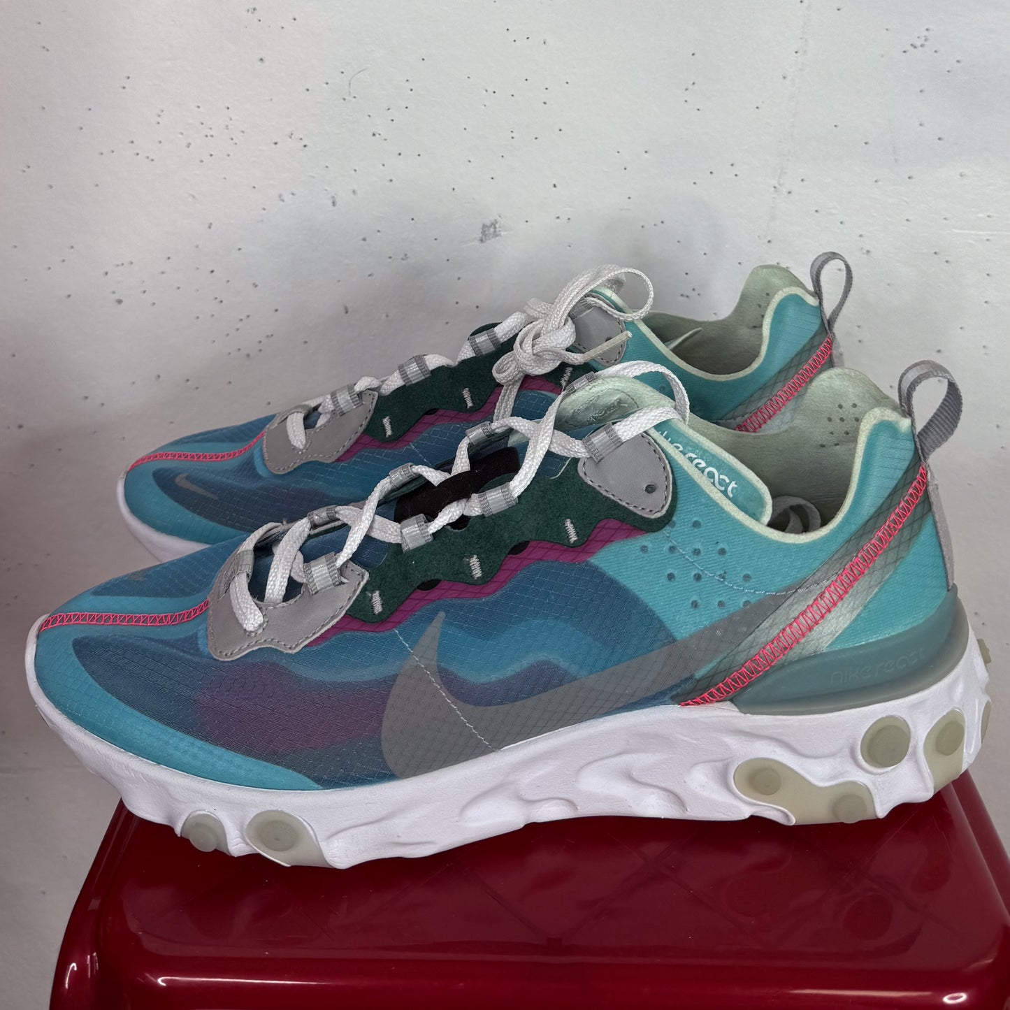 Nike React Element 87 "Royal Tint" (US10)