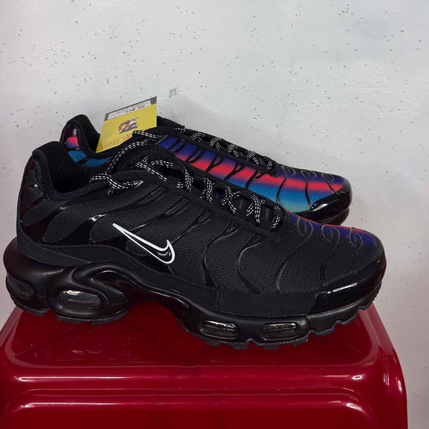 Nike Air Max Plus TN "Berlin" New (US7)