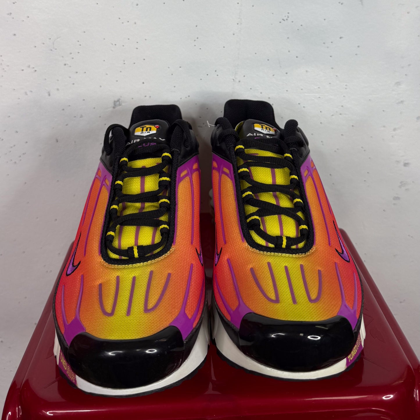 Nike Air Max Plus TN 3 "Hyper Violet" (US10)