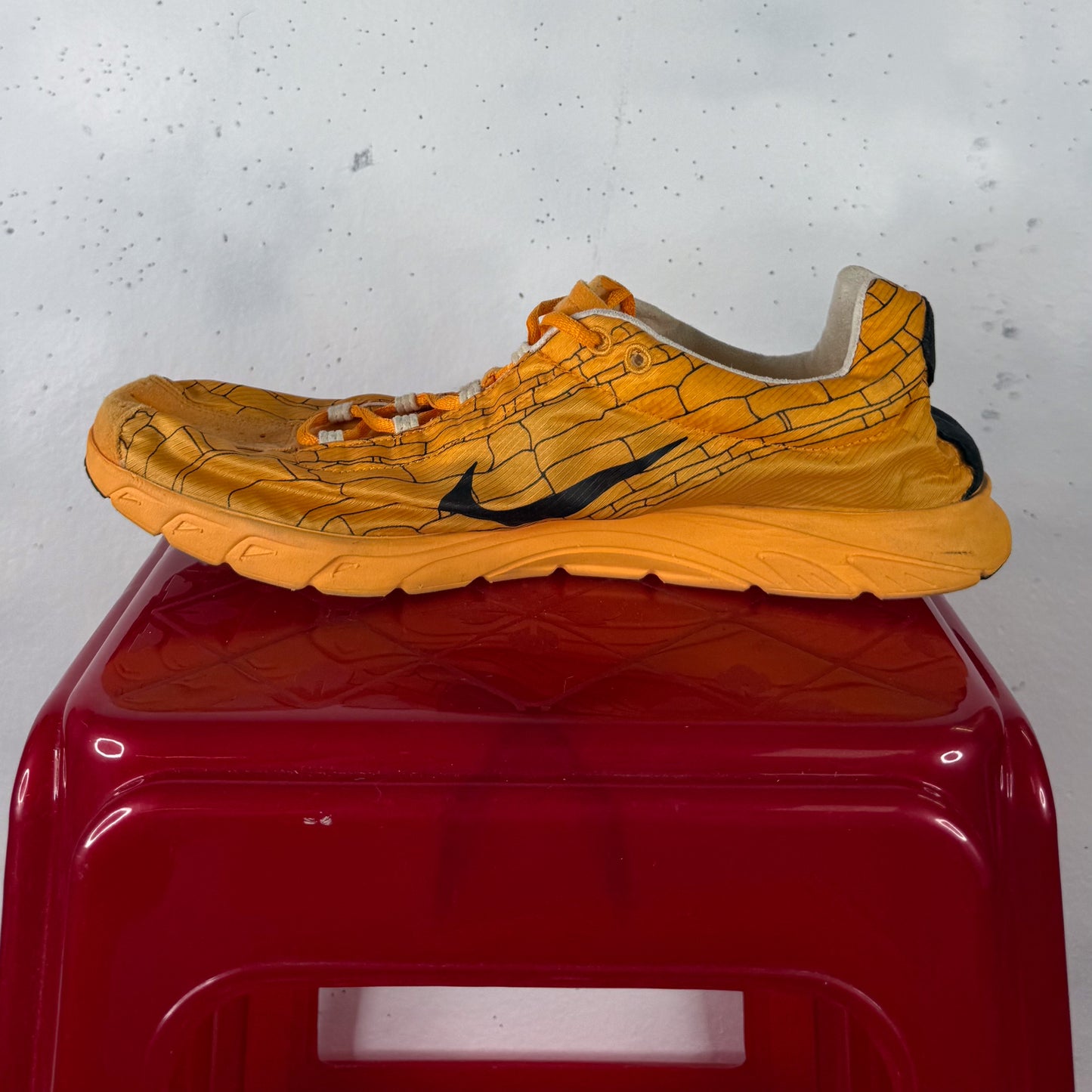 Nike Mayfly "Industrial Orange' (US11.5)