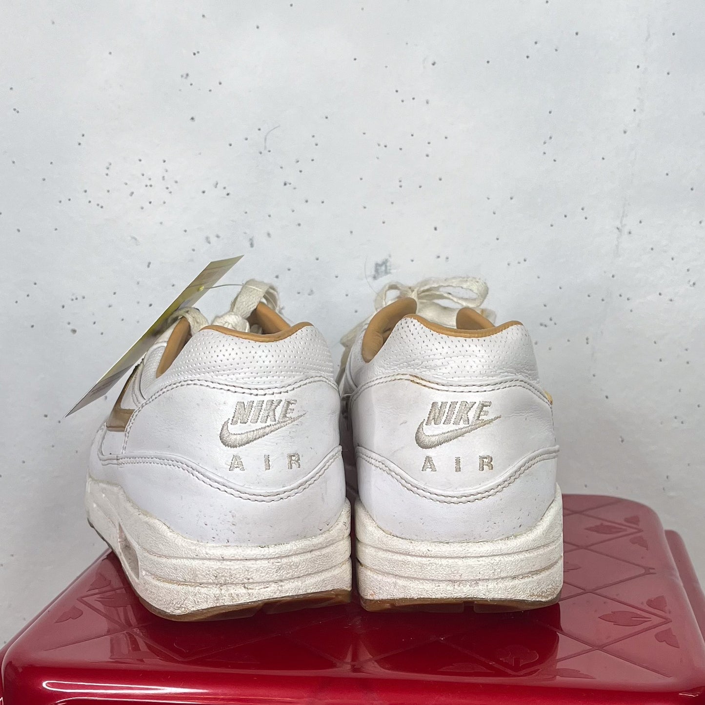 Nike Air Max 1 "Peruforated Leather White" 2013 (US9)