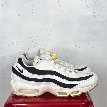 Nike Air Max 95 "Juventus" Retro 2018 (Women's US11 / Men's US9.5)