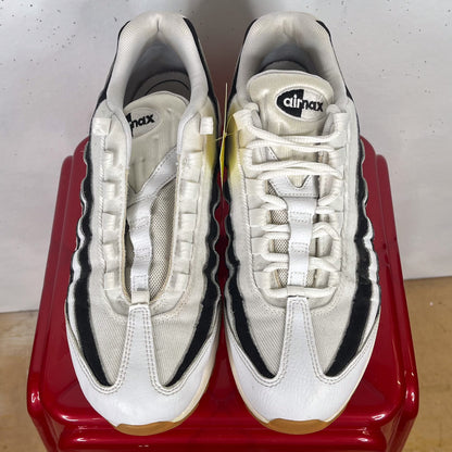 Nike Air Max 95 "Juventus" Retro 2018 (Women's US11 / Men's US9.5)